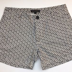 W’s Banana Republic Shorts (size 4)